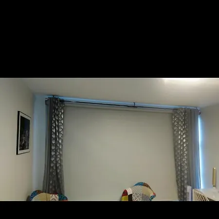 Les Studiantes 130 *