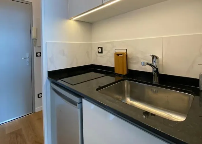 Les Studiantes 130 شقة ليل