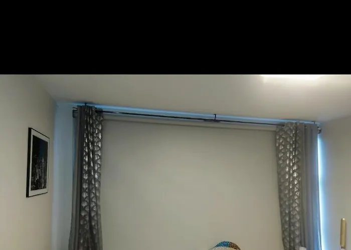 Les Studiantes 130 *